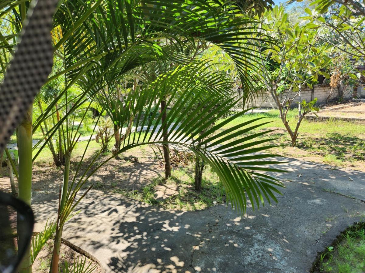 Run Gilis Appartement Gili Meno Buitenkant foto