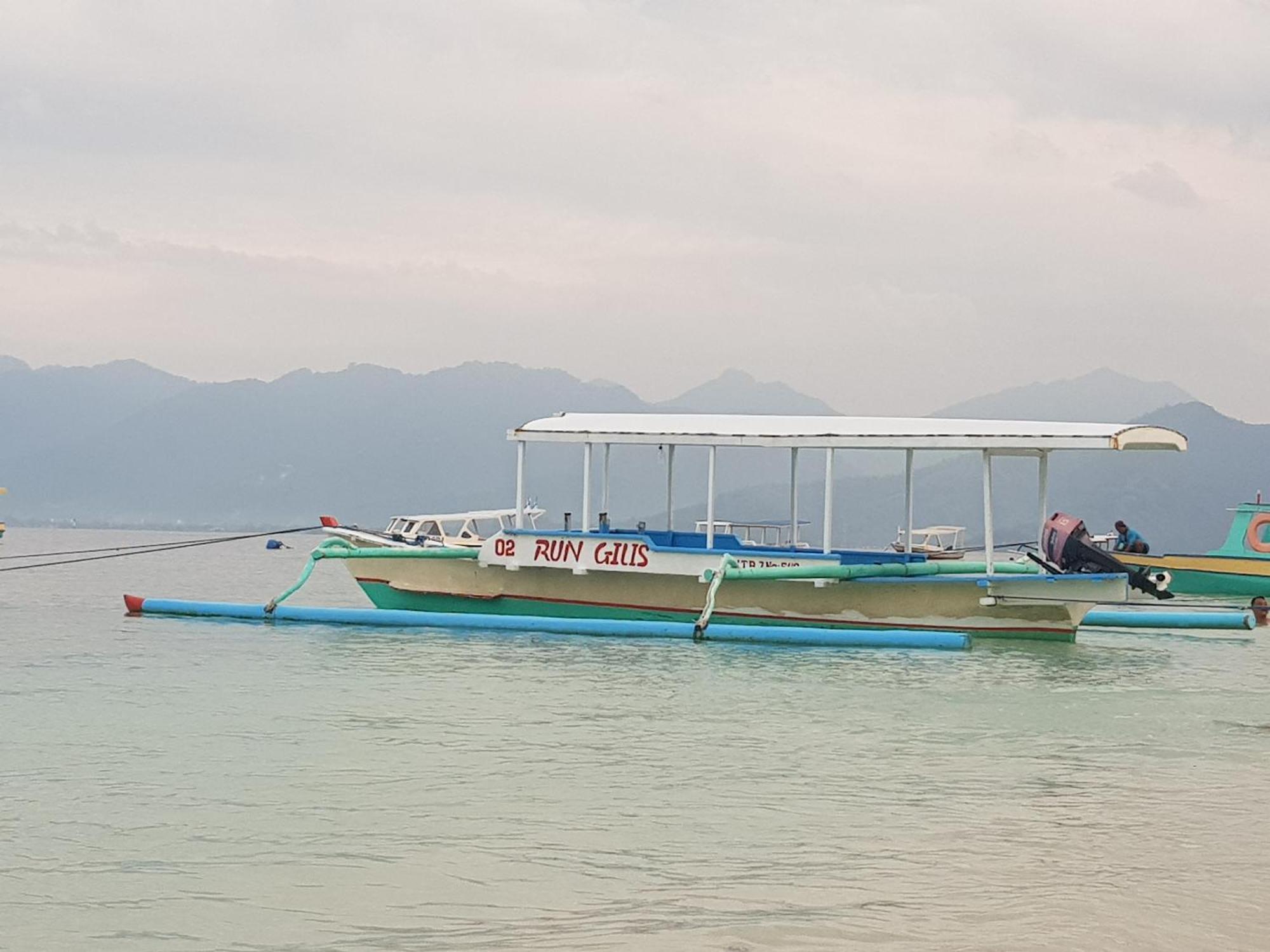 Run Gilis Appartement Gili Meno Buitenkant foto